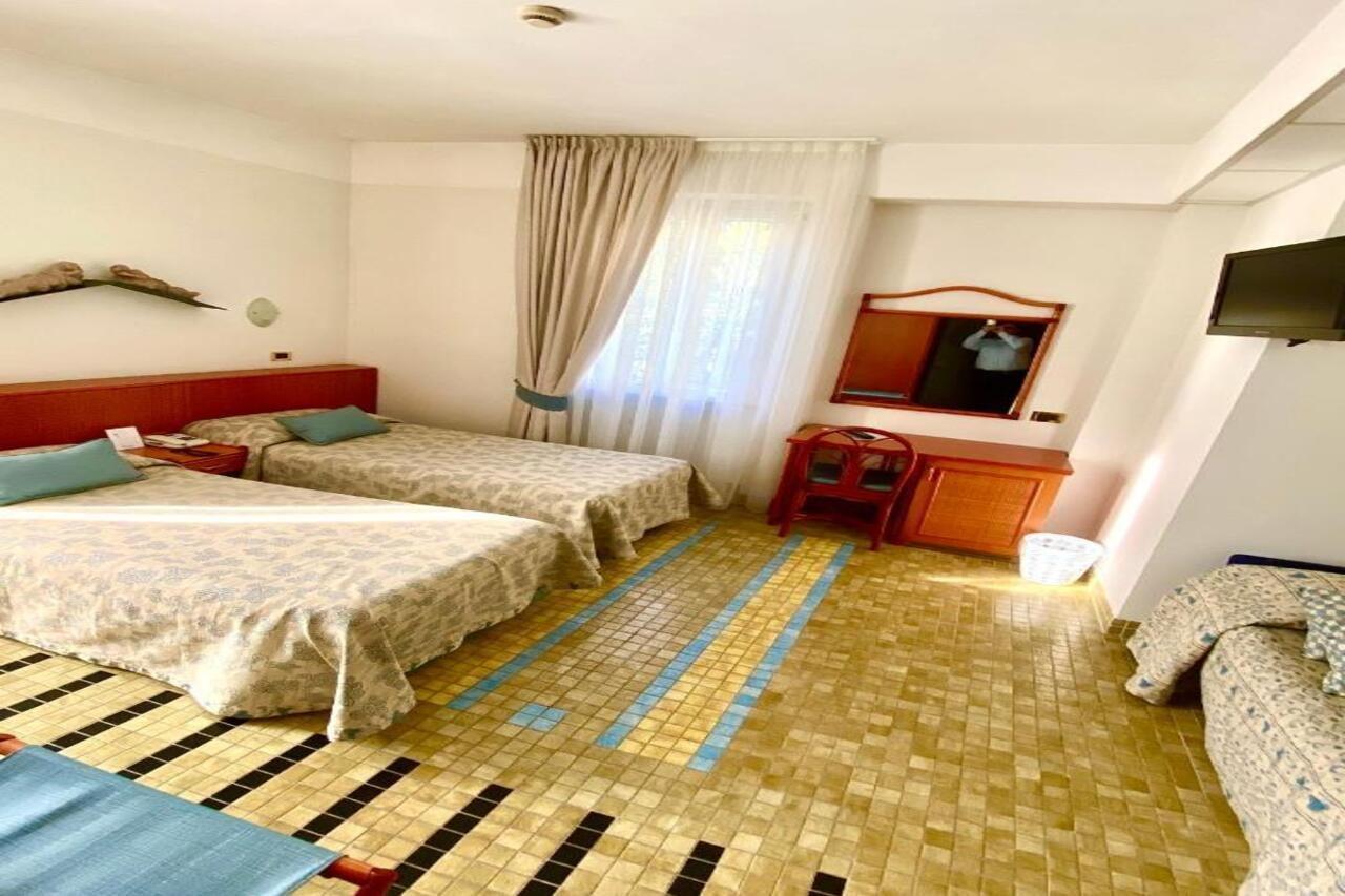 Hotel Della Baia Porto Venere Esterno foto