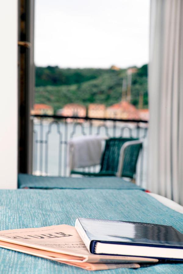 Hotel Della Baia Porto Venere Esterno foto
